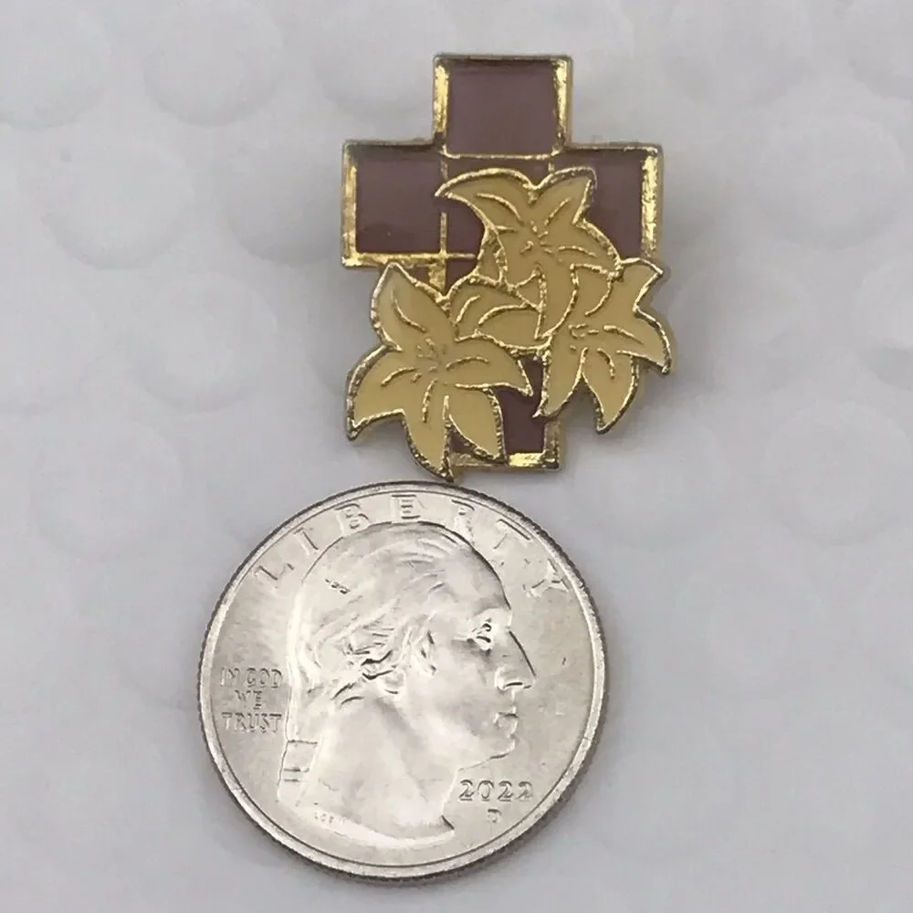 GGI Enamel Pin Gold Toned Religious Easter Lily Cross Enamel Christian Faith